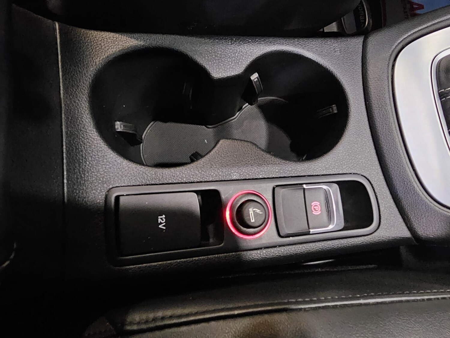 Used Audi Q3 2016 for sale - 77189321: Photo 14