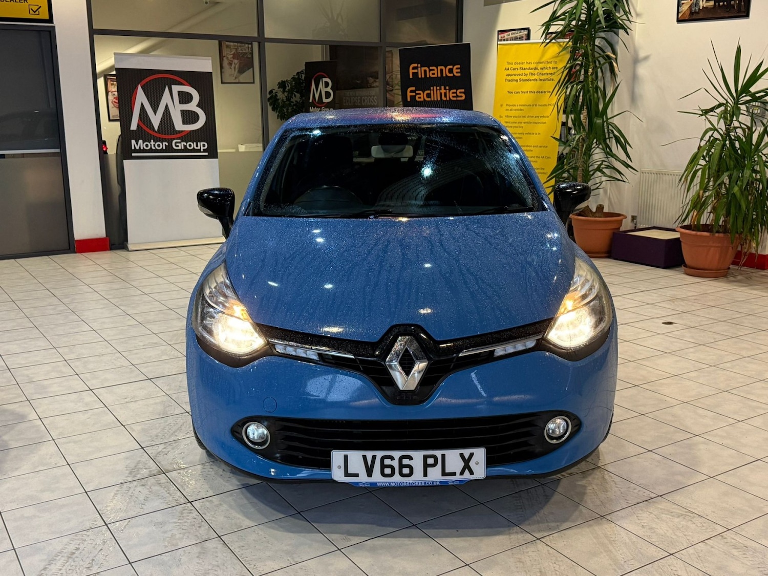 Used Renault Clio 2016 for sale - 77536069: Photo 2