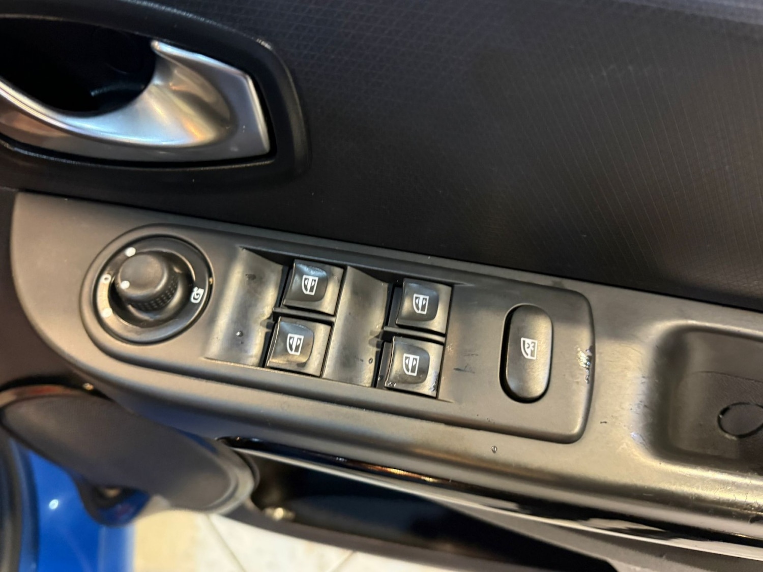 Used Renault Clio 2016 for sale - 77536069: Photo 21