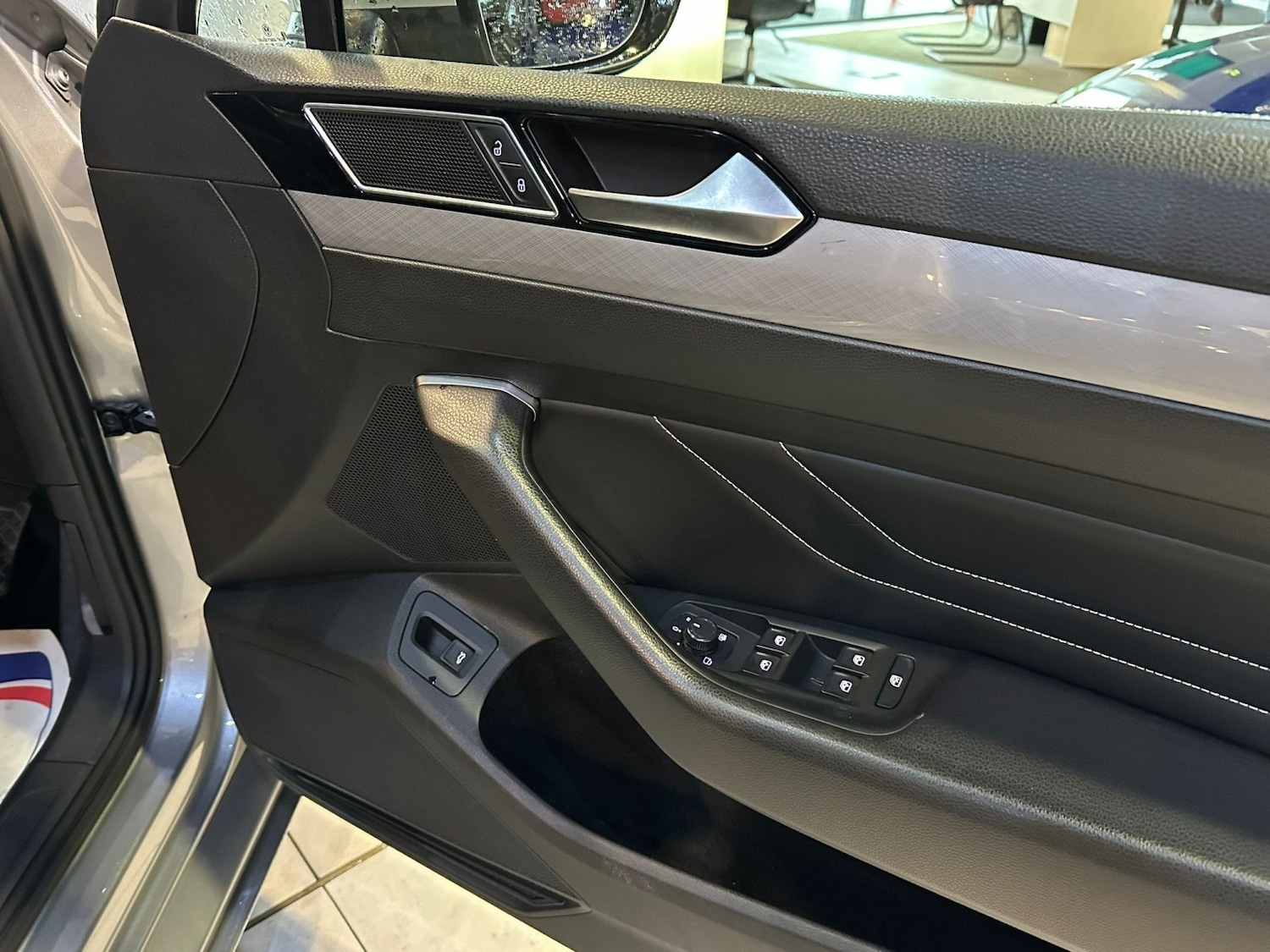 Used Volkswagen Passat 2019 for sale - 77836950: Photo 11