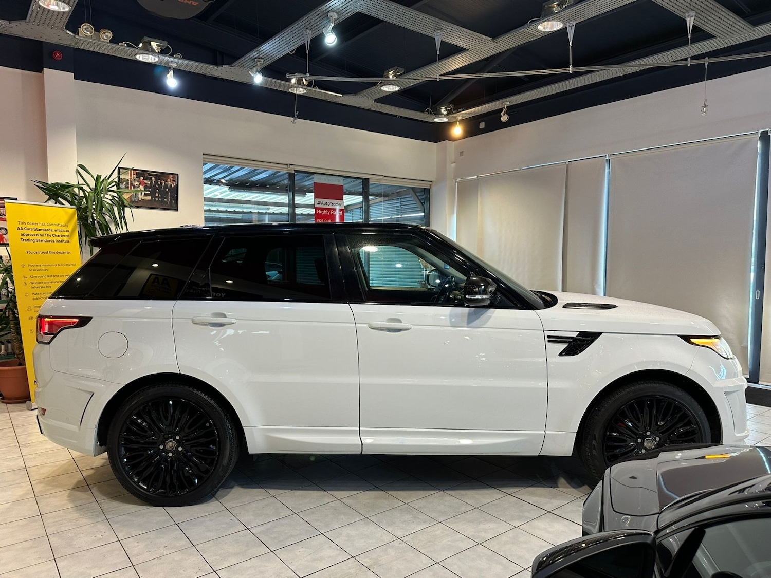 Used Land Rover Range Rover Sport 2014 for sale - 77977046: Photo 7