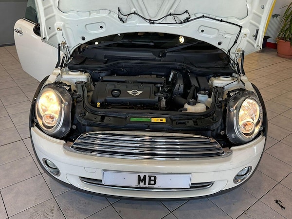 Used MINI Convertible 2010 for sale - 76246107: Photo 20