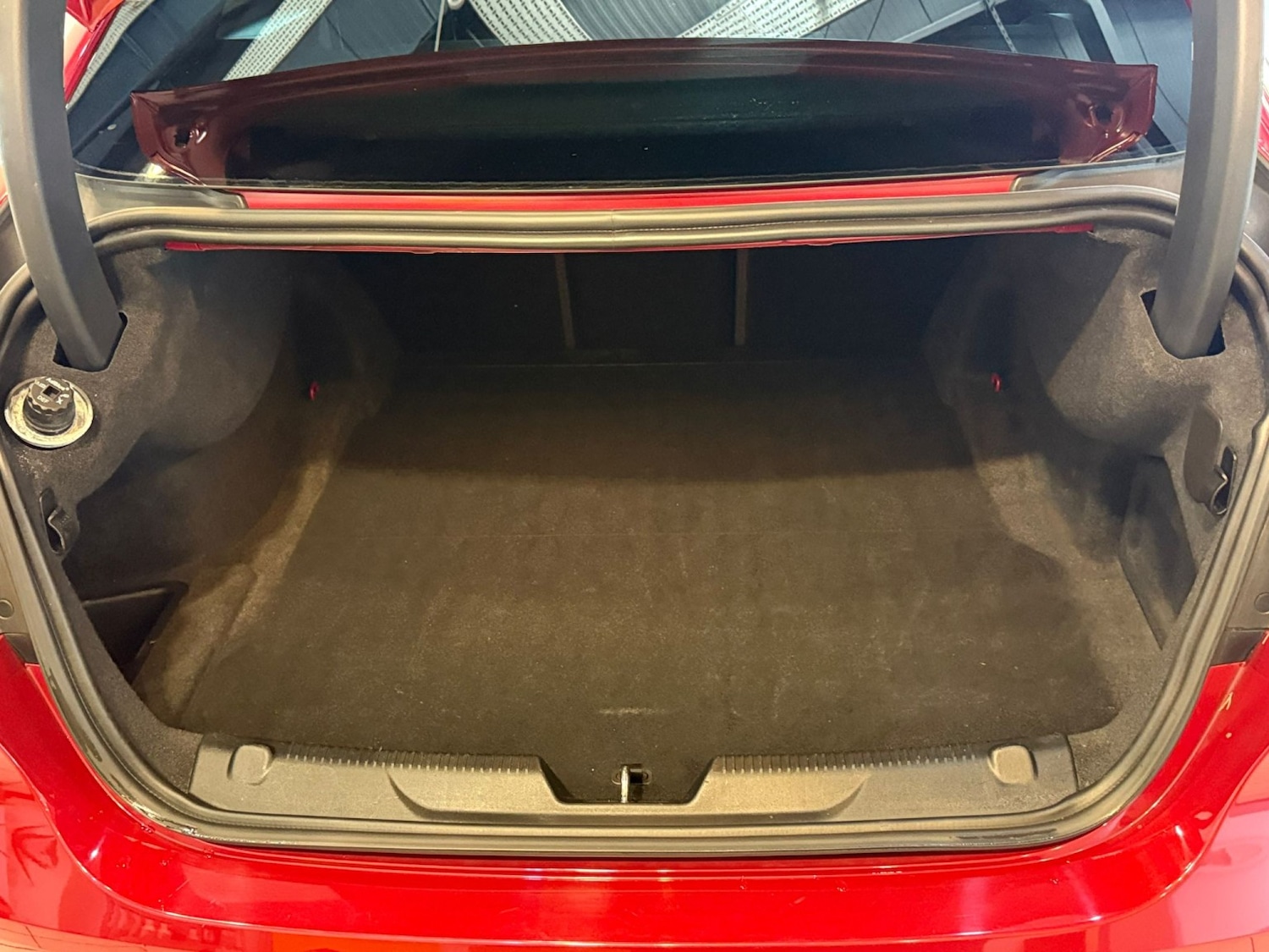 Used Jaguar XE 2017 for sale - 78112057: Photo 10