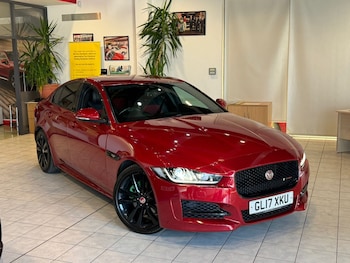 Used Jaguar XE 2017 for sale - 78112057: Photo