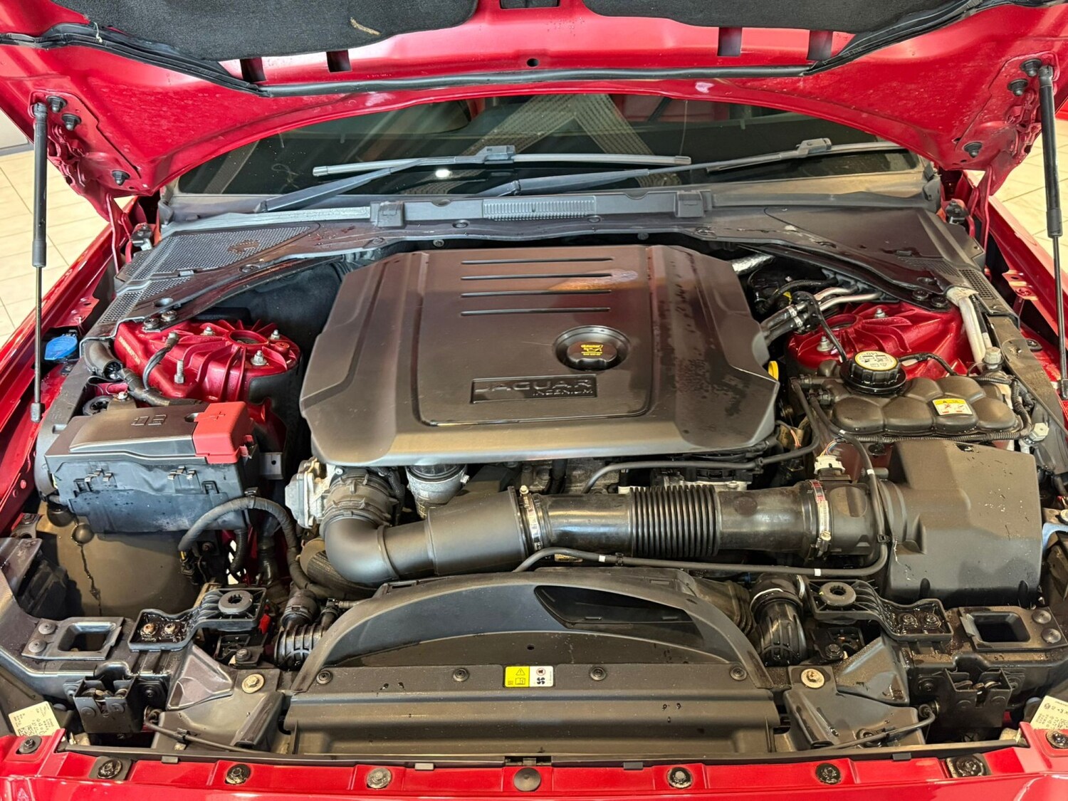 Used Jaguar XE 2017 for sale - 78112057: Photo 34