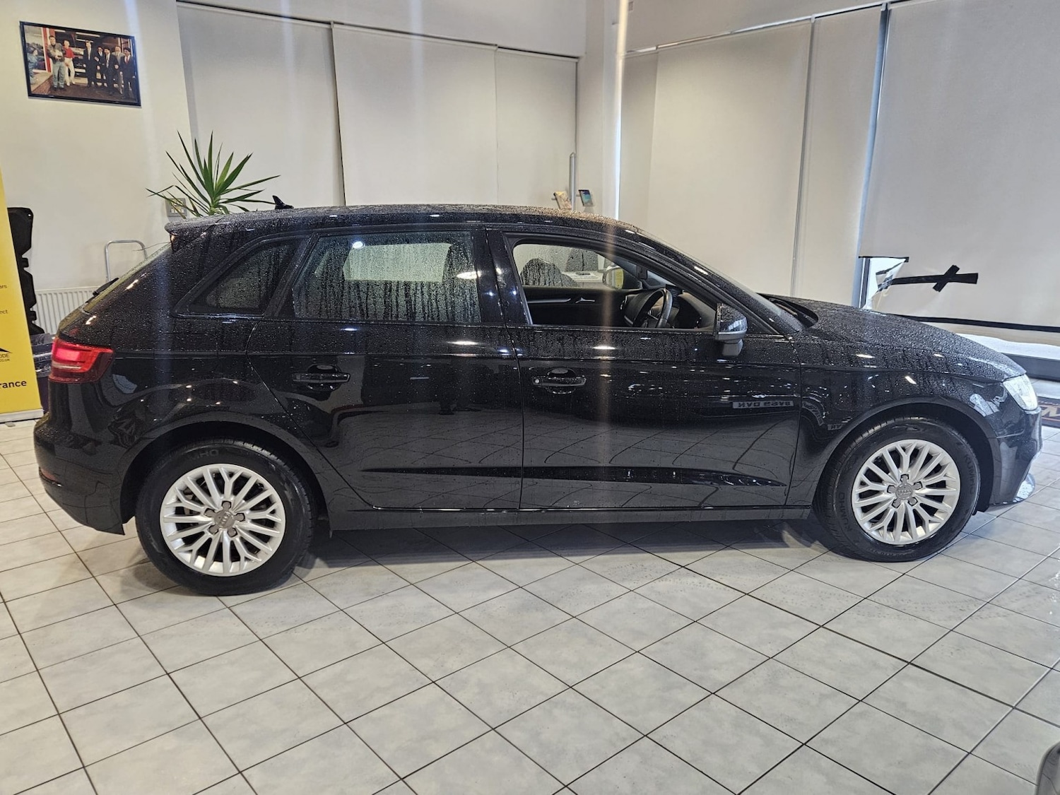 Used Audi A3 2016 for sale - 77065646: Photo 4