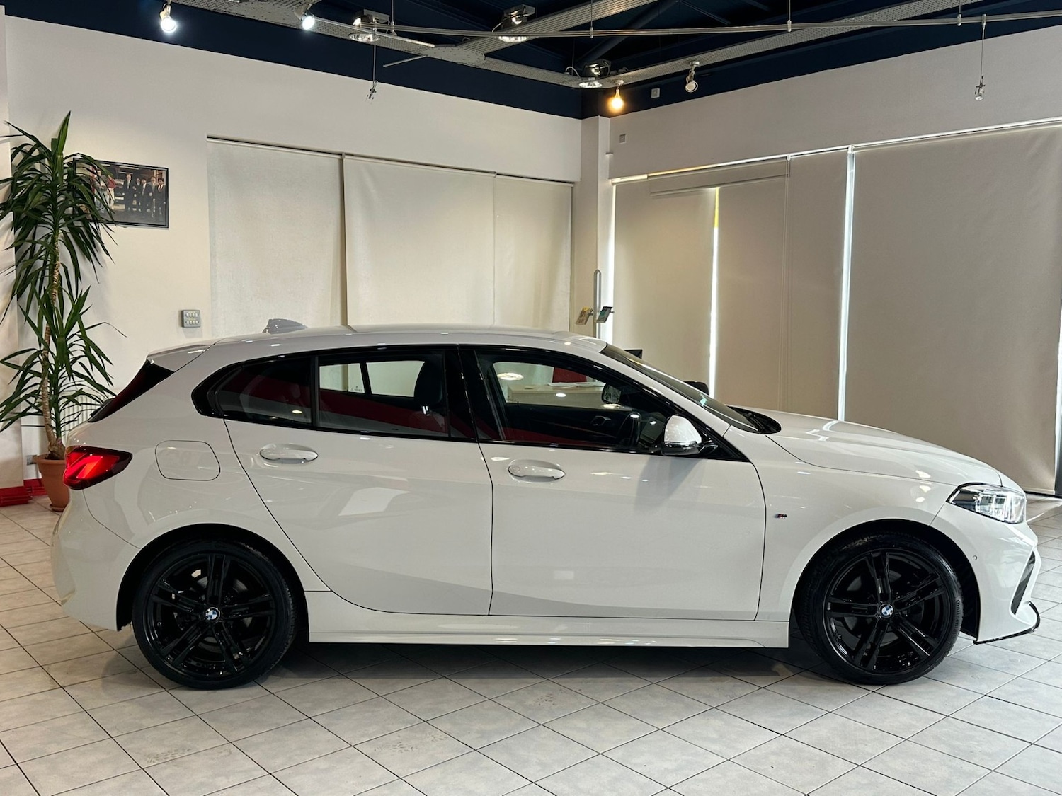 Used BMW 1 Series 2024 for sale - 78183018: Photo 10