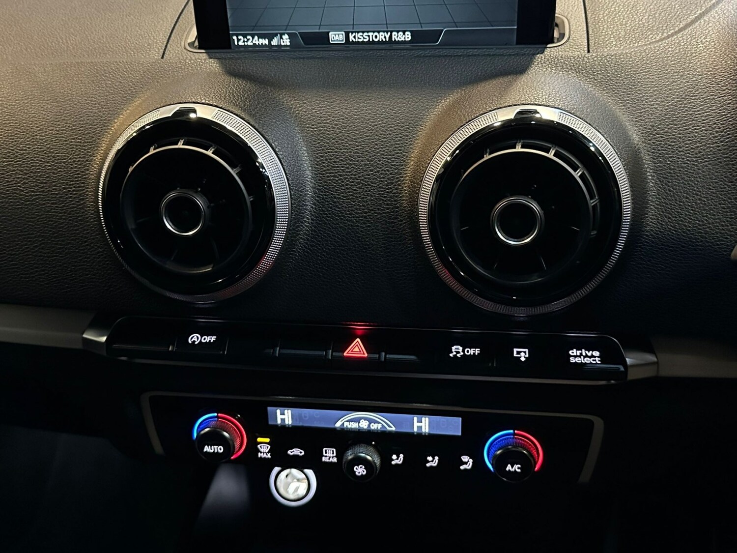 Used Audi A3 2017 for sale - 77370697: Photo 29