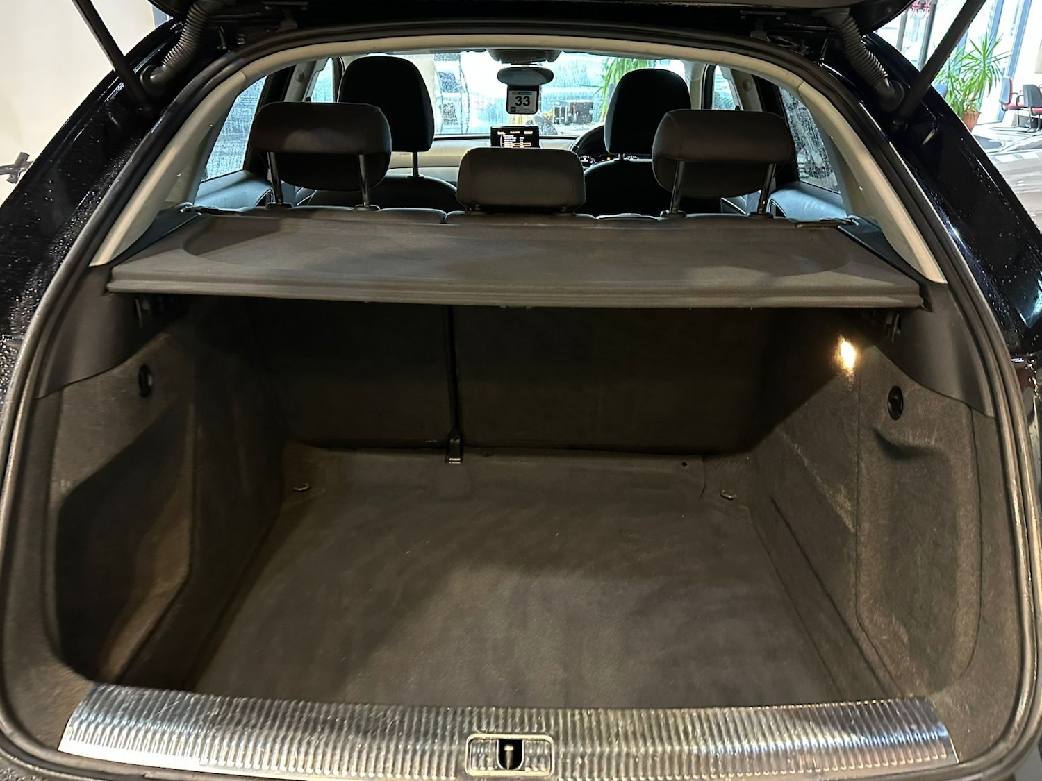 Used Audi Q3 2012 for sale - 76591471: Photo 8