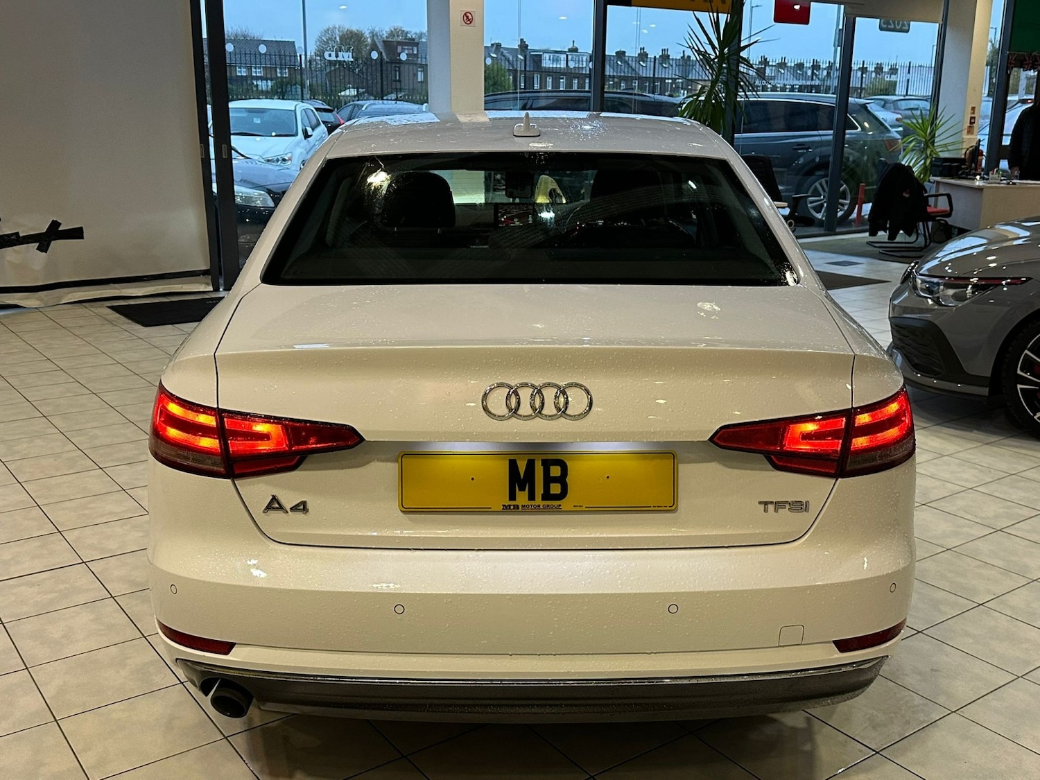 Used Audi A4 2016 for sale - 76588435: Photo 8