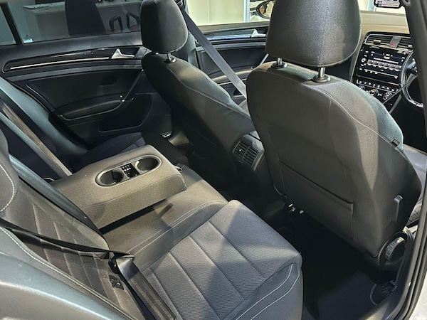 Used Volkswagen Golf 2018 for sale - 76231658: Photo 14
