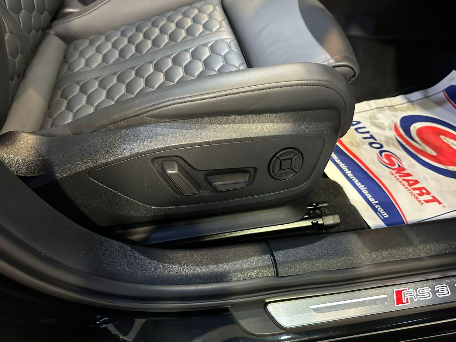 Used Audi RS3 2023 for sale - 76924392: Photo 15