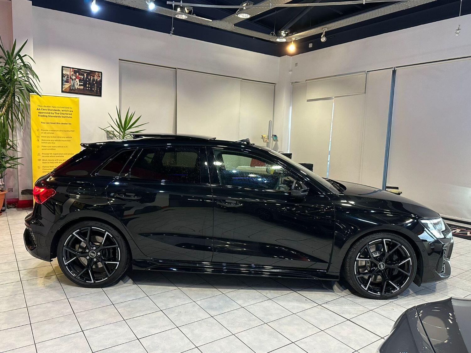 Used Audi RS3 2023 for sale - 76924392: Photo 4