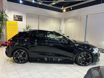 Used Audi RS3 2023 for sale - 76924392: Photo