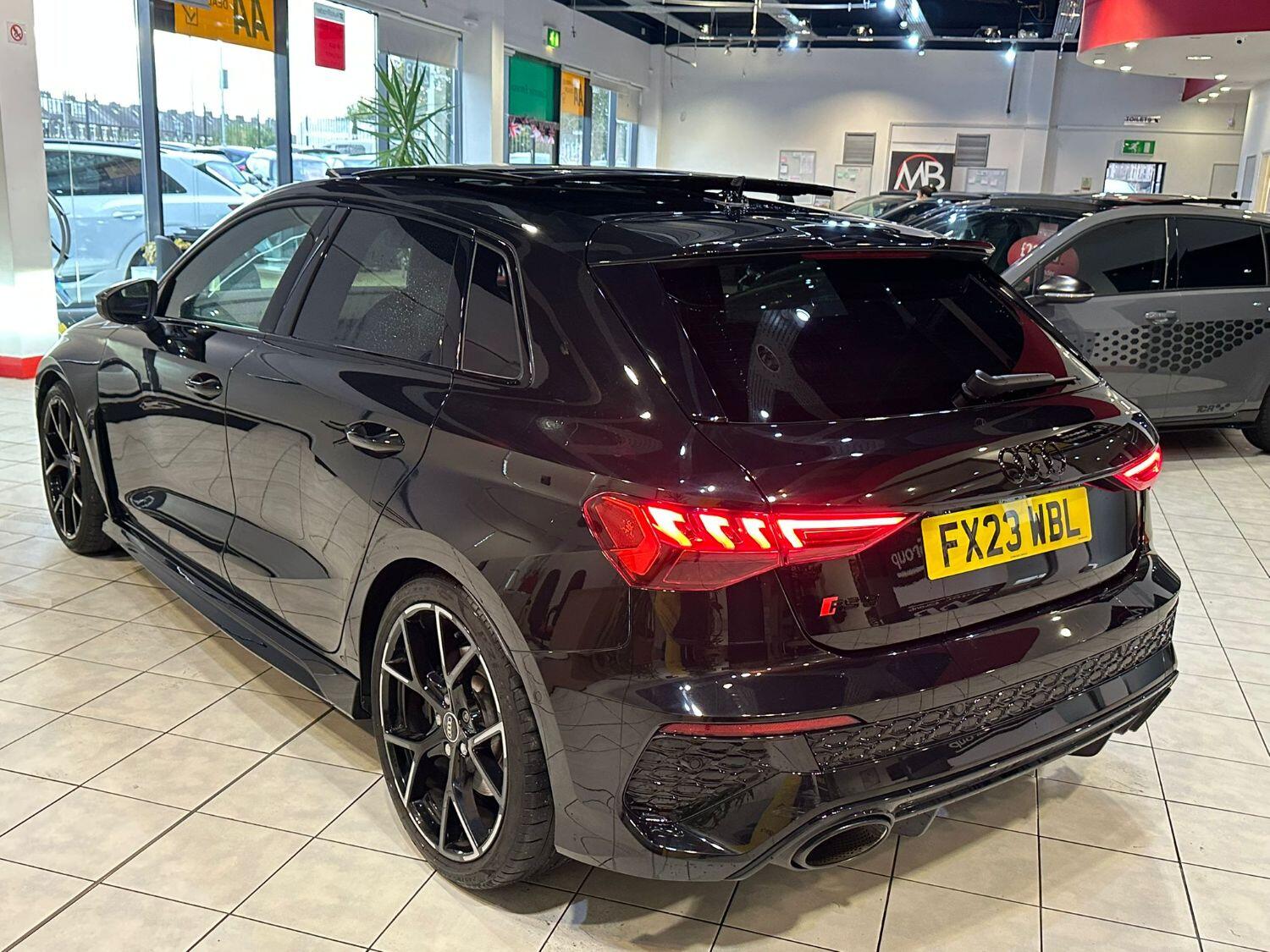 Used Audi RS3 2023 for sale - 76924392: Photo 8