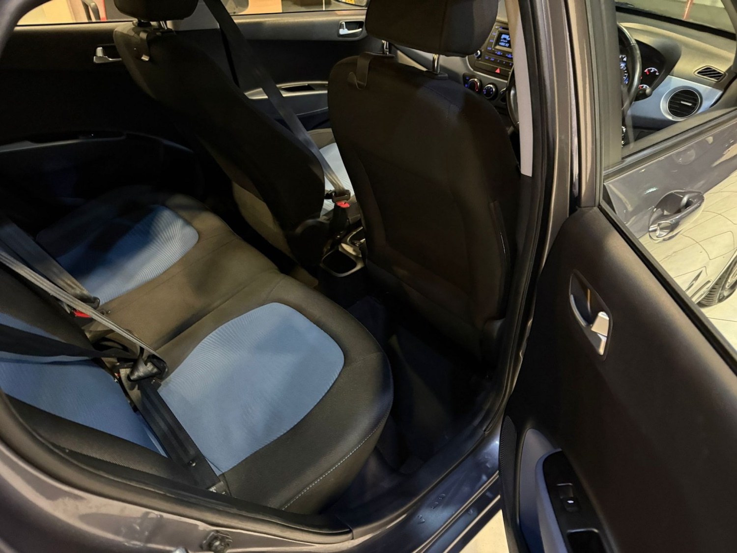 Used Hyundai i10 2015 for sale - 77643757: Photo 10