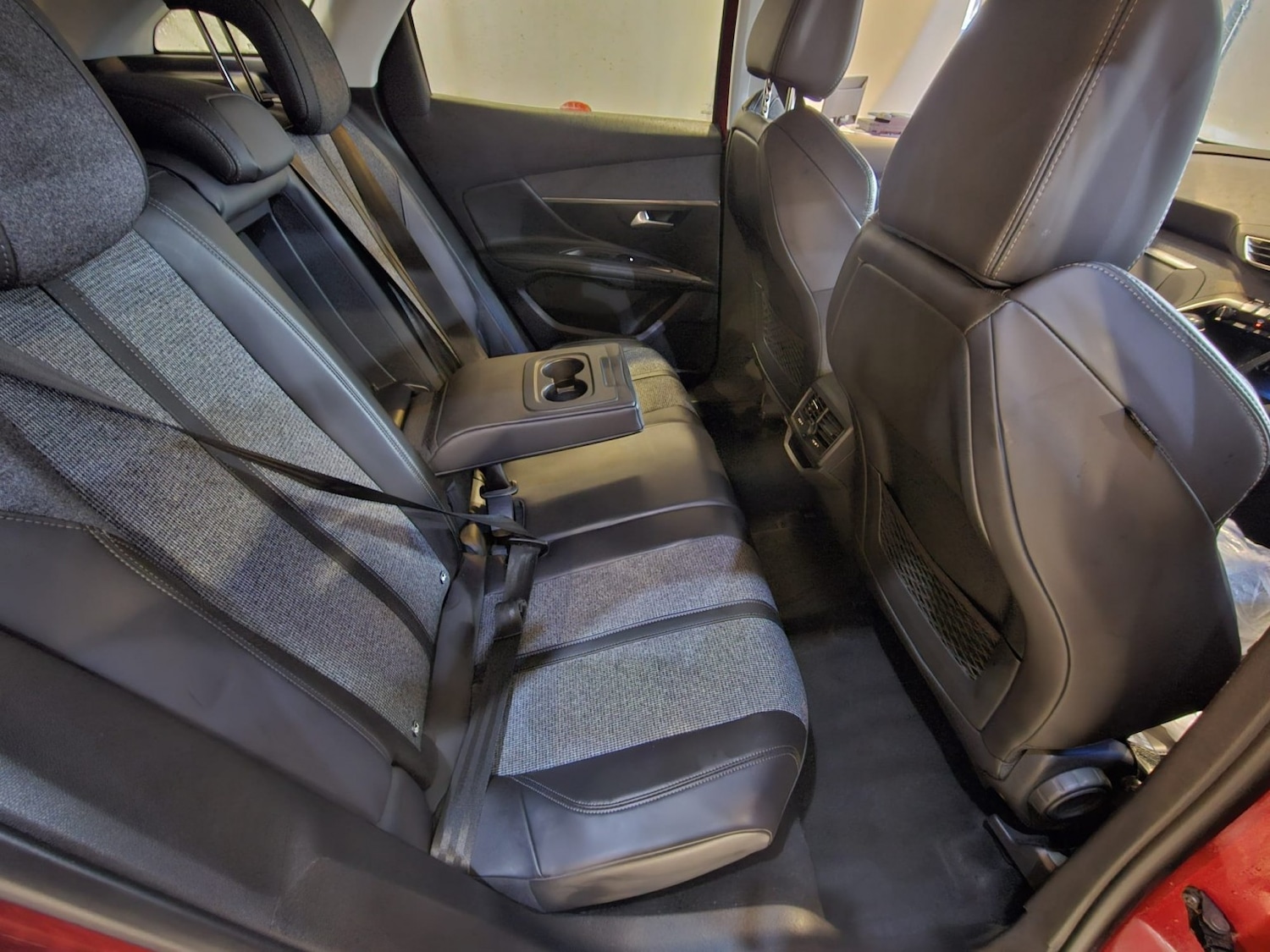 Used Peugeot 3008 2018 for sale - 77084263: Photo 10