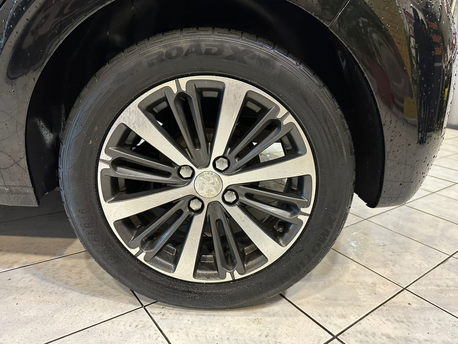 Used Peugeot 208 2016 for sale - 77668536: Photo 25