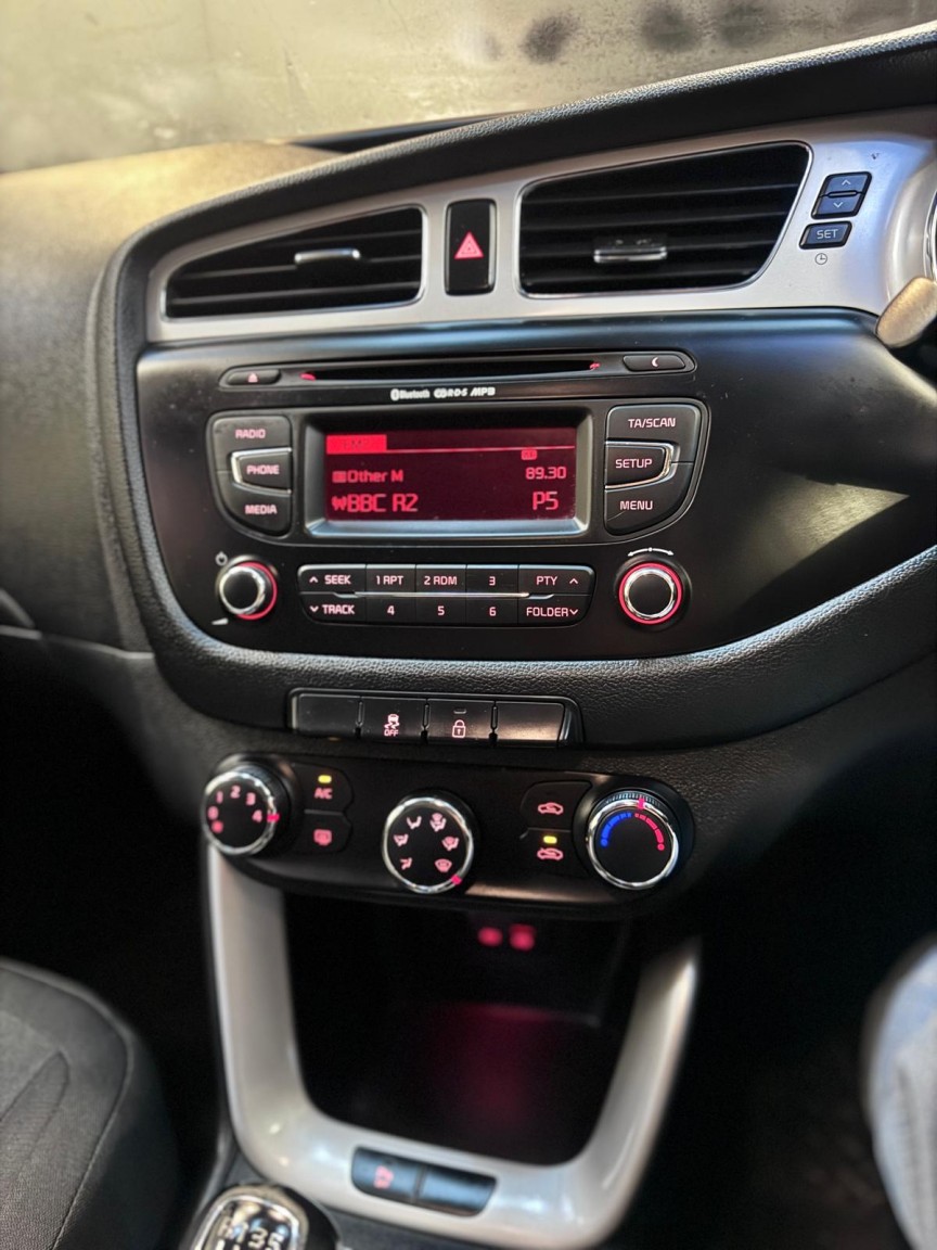 Used Kia Ceed 2015 for sale - 76877535: Photo 11