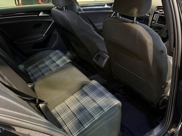 Used Volkswagen Golf 2016 for sale - 76211872: Photo 12