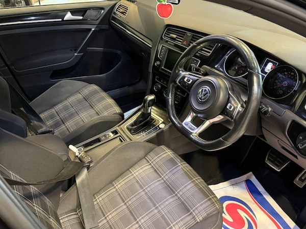 Used Volkswagen Golf 2016 for sale - 76211872: Photo 14