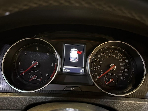 Used Volkswagen Golf 2016 for sale - 76211872: Photo 20
