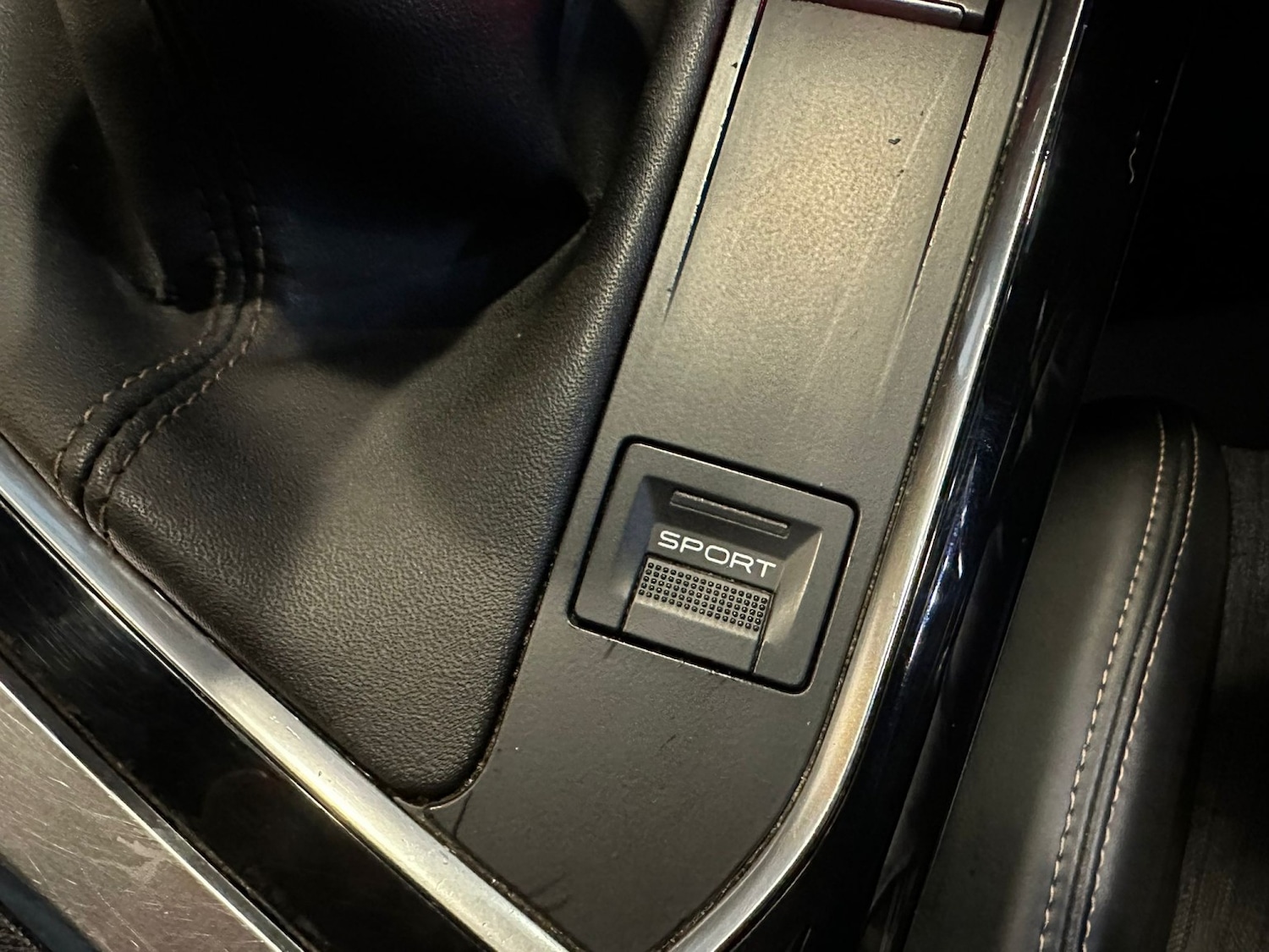 Used Peugeot 3008 2018 for sale - 76666094: Photo 26