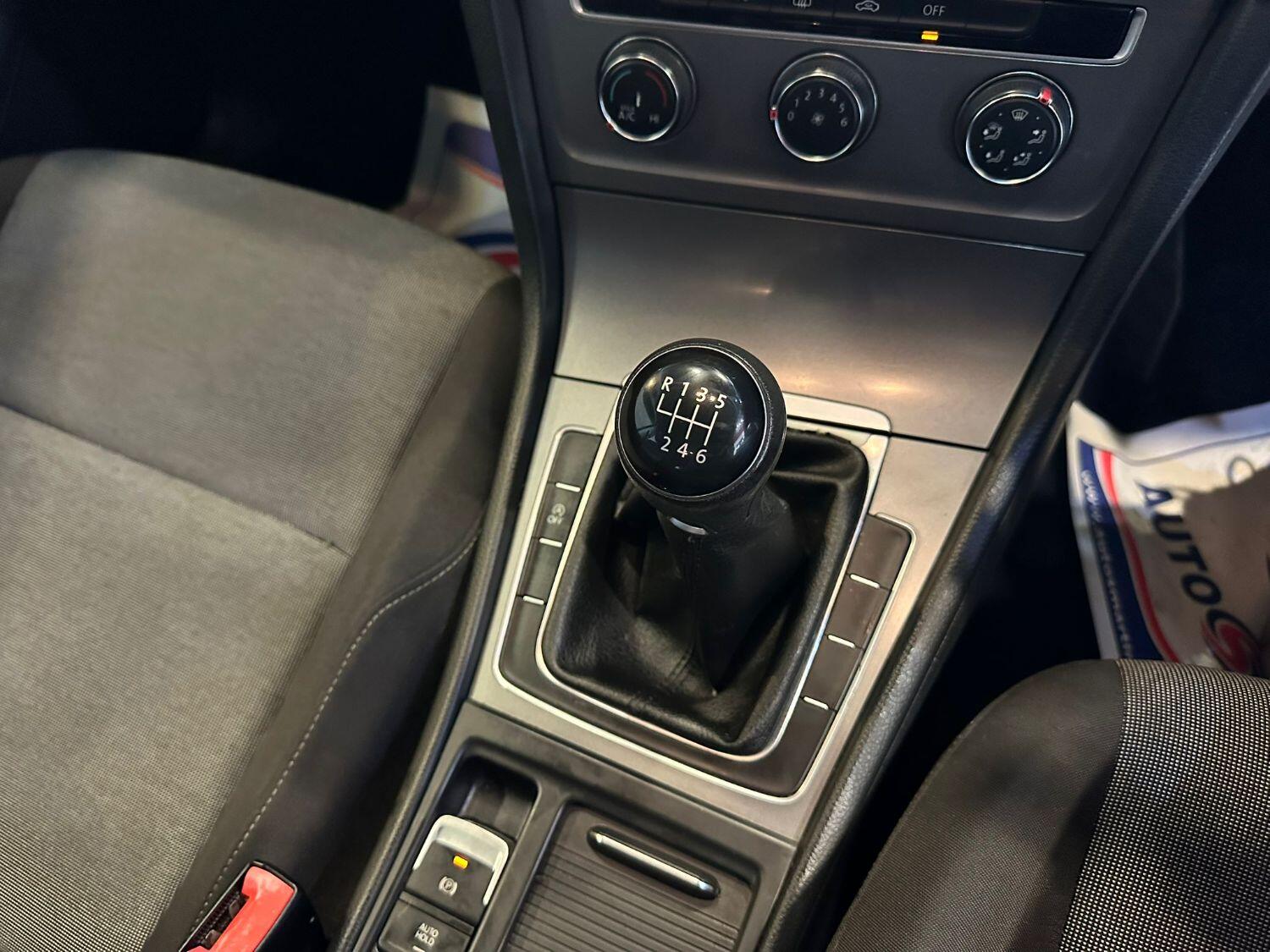 Used Volkswagen Golf 2014 for sale - 76178964: Photo 11