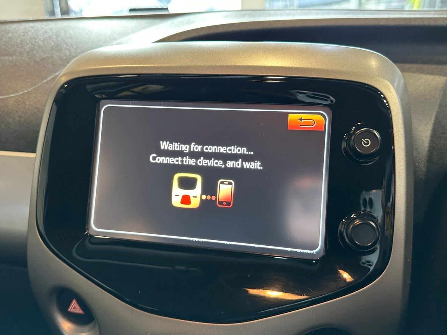 Used Peugeot 108 2015 for sale - 76521060: Photo 12