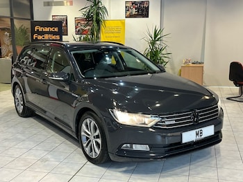 Used Volkswagen Passat 2017 for sale - 77610072: Photo