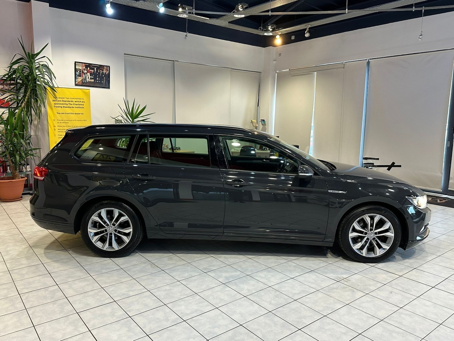 Used Volkswagen Passat 2017 for sale - 77610072: Photo 4