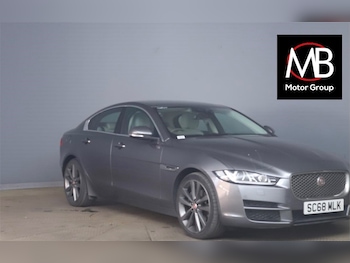 Used Jaguar XE 2018 for sale - 79483278: Photo