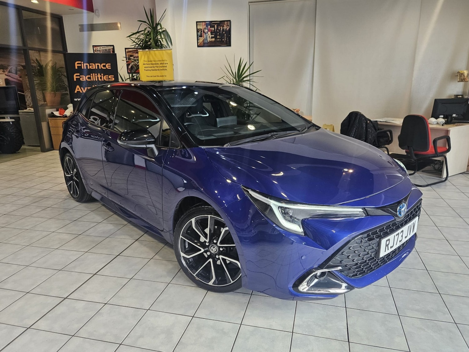 Used Toyota Corolla 2023 for sale - 76571230: Photo 1