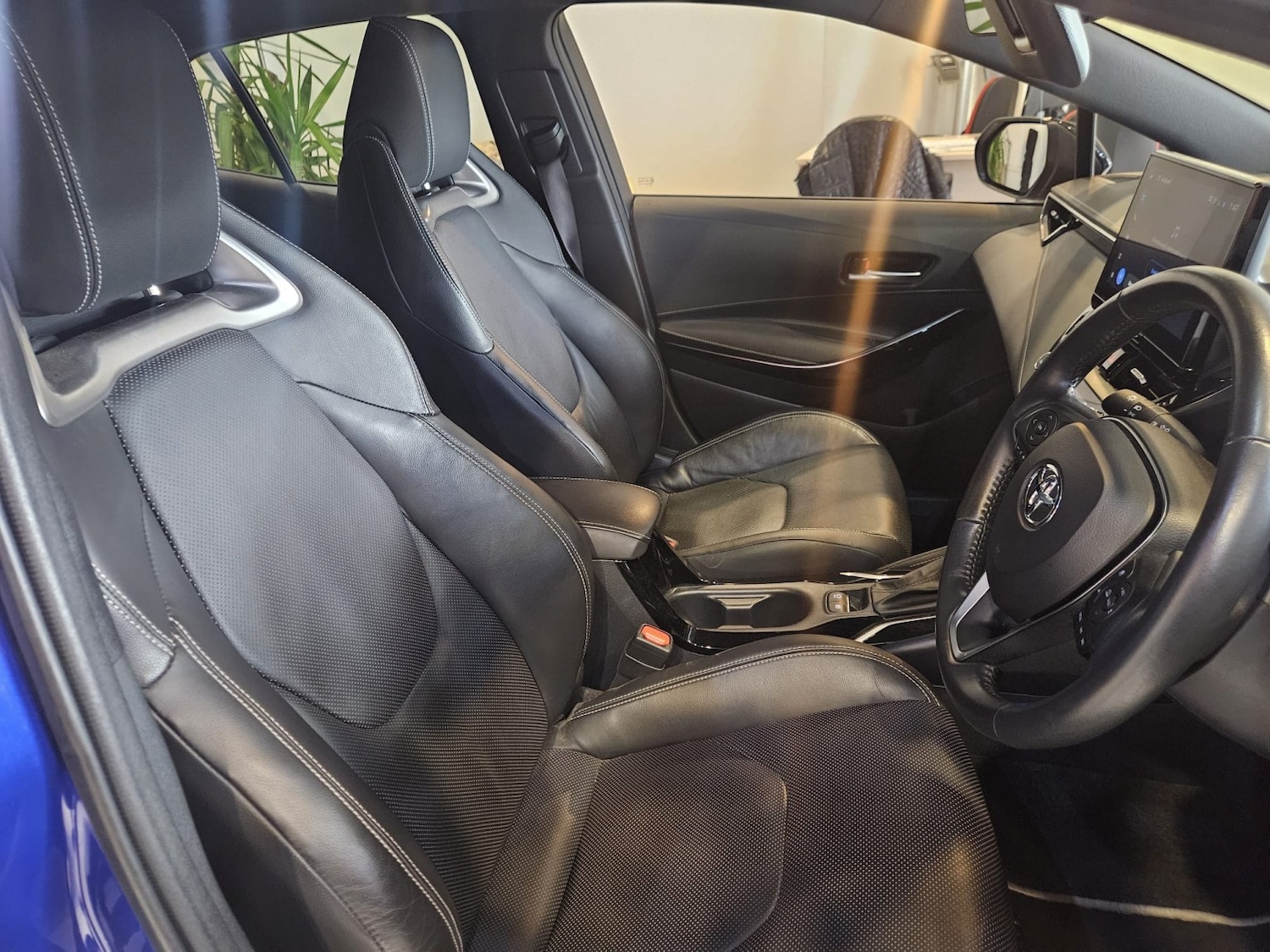 Used Toyota Corolla 2023 for sale - 76571230: Photo 10