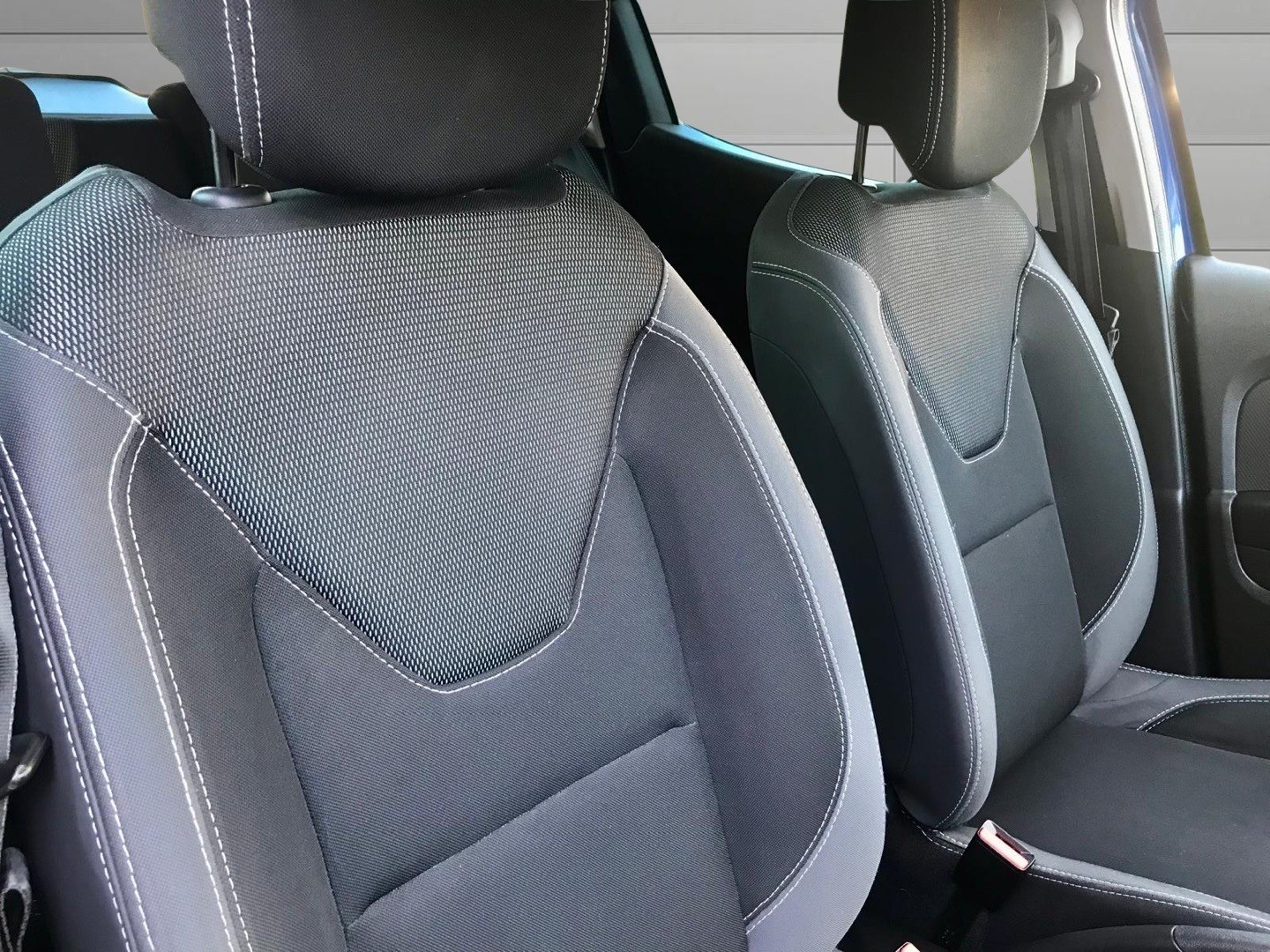 Used Renault Clio 2018 for sale - 77195460: Photo 16