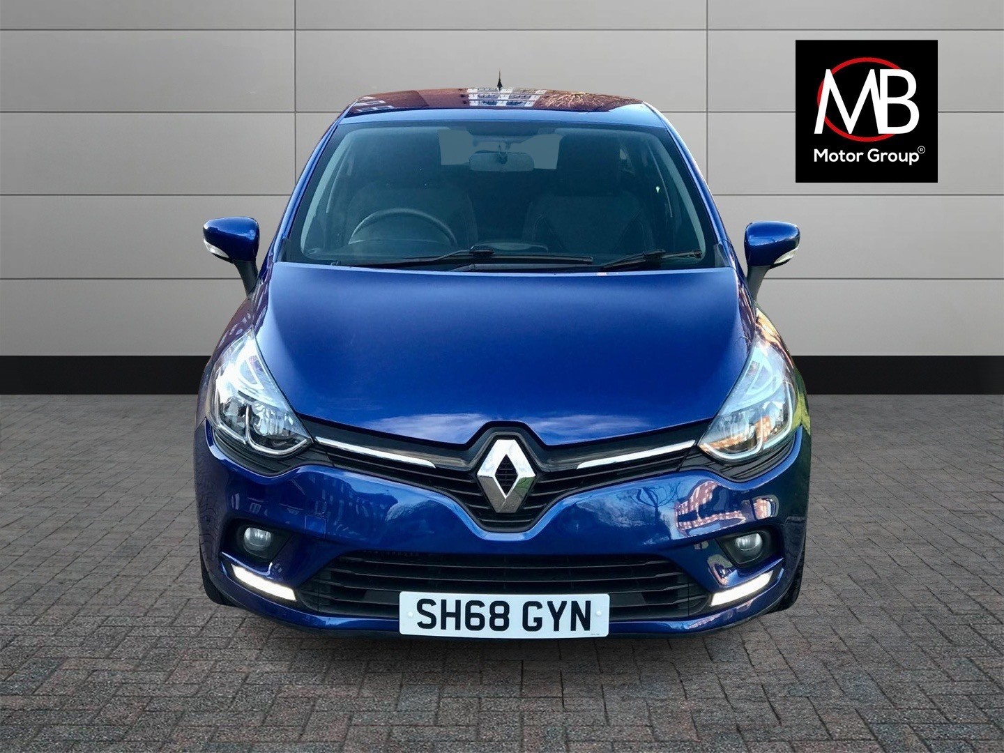 Used Renault Clio 2018 for sale - 77195460: Photo 2
