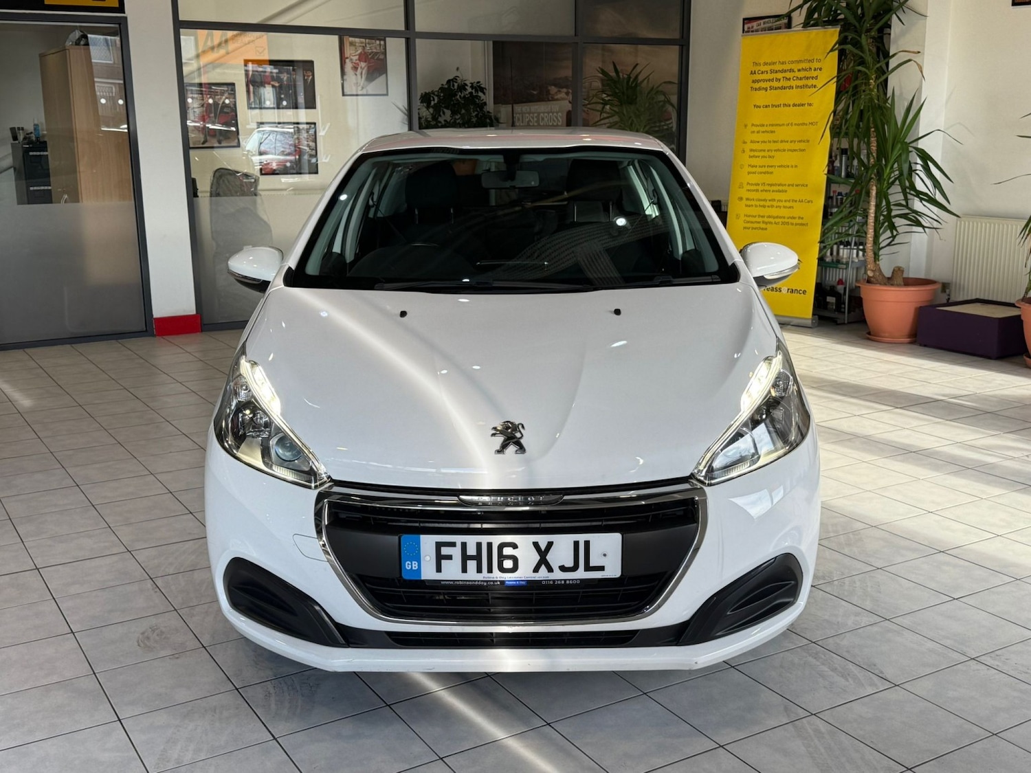 Used Peugeot 208 2016 for sale - 77662246: Photo 2