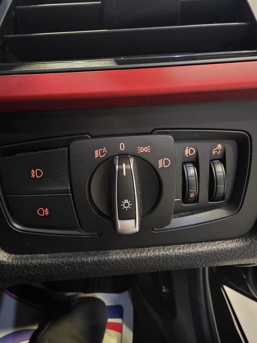 Used BMW 3 Series 2012 for sale - 76712486: Photo 28