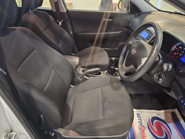 Used Hyundai i30 2009 for sale - 76268476: Photo 11