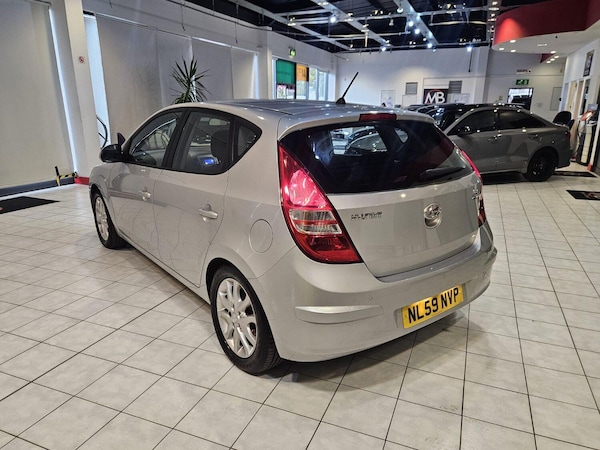 Used Hyundai i30 2009 for sale - 76268476: Photo 3