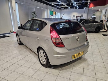 Used Hyundai i30 2009 for sale - 76268476: Photo 3