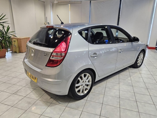 Used Hyundai i30 2009 for sale - 76268476: Photo 6