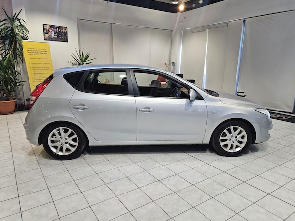 Used Hyundai i30 2009 for sale - 76268476: Photo 9