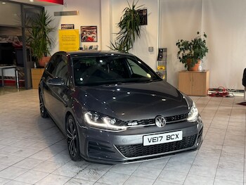 Used Volkswagen Golf 2017 for sale - 79451294: Photo