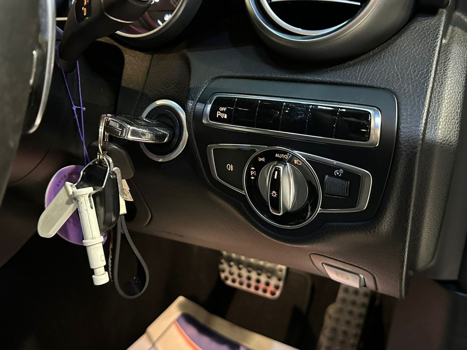 Used Mercedes-Benz C Class 2016 for sale - 77303598: Photo 28