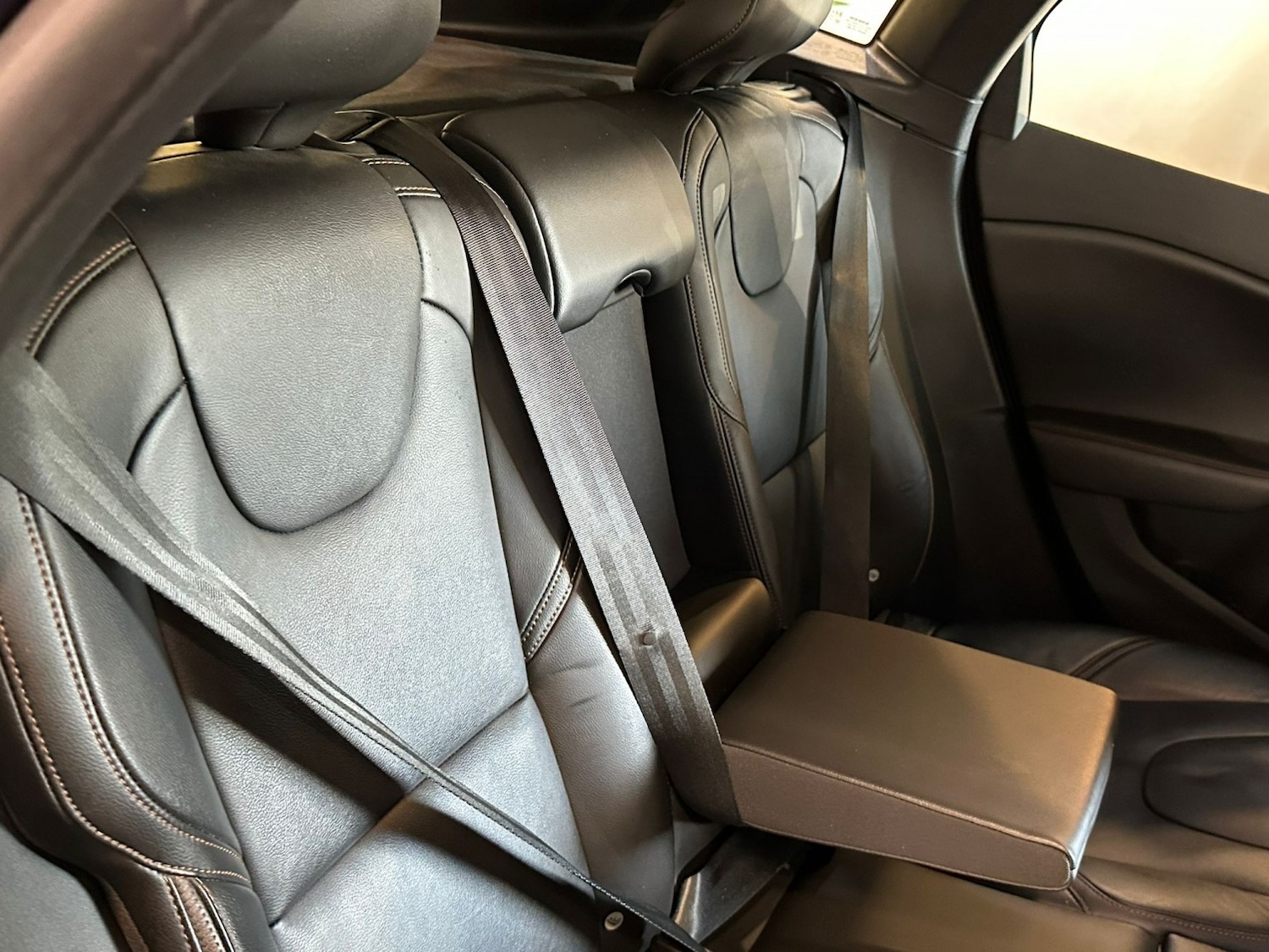 Used Volvo V40 Cross Country 2016 for sale - 76769872: Photo 13