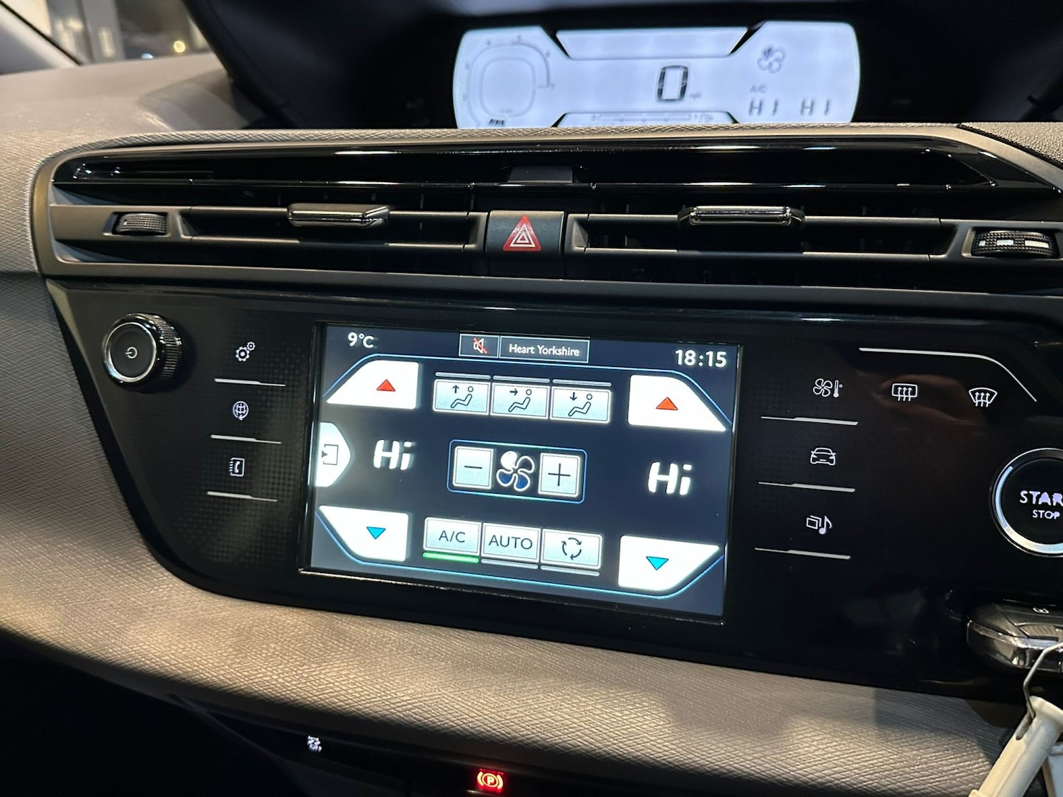 Used Citroen C4 Picasso 2015 for sale - 76618706: Photo 17