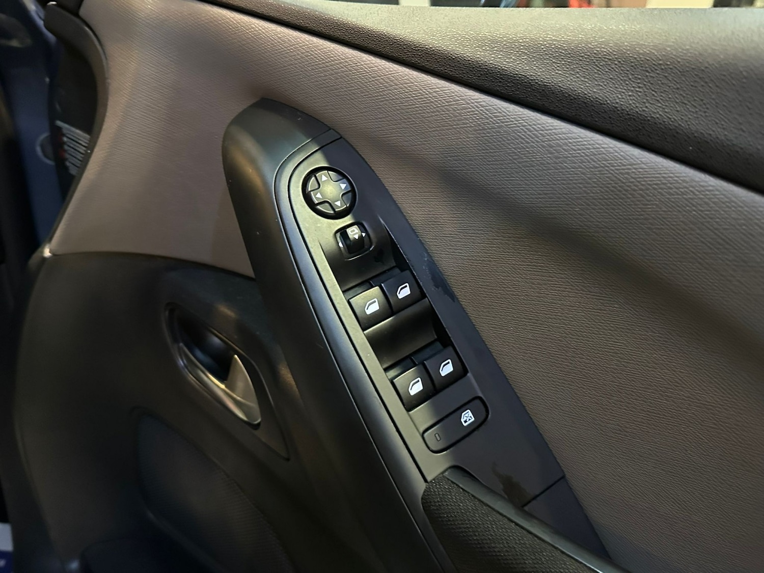 Used Citroen C4 Picasso 2015 for sale - 76618706: Photo 21