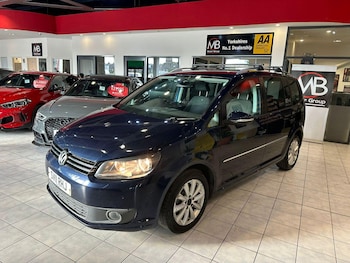 Used Volkswagen Touran 2011 for sale - 75418790: Photo