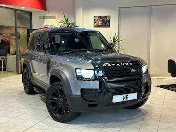 Used Land Rover Defender 2021 for sale - 77241876: Photo